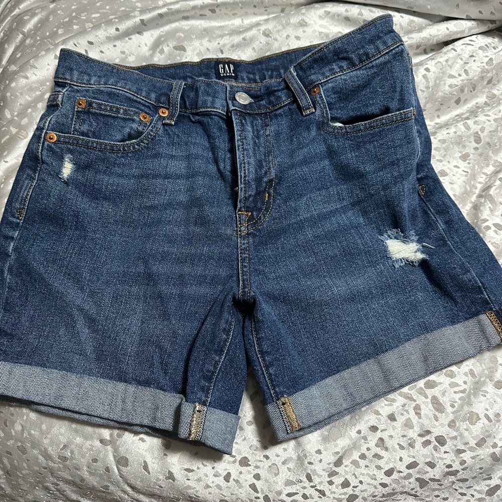 GAP Women's Distressed Blue Jean Shorts size 28 like new